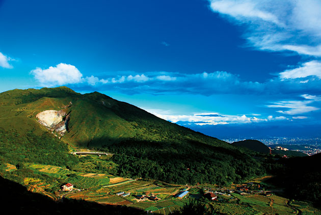 陽明山包車,陽明山包車旅遊,陽明山旅遊包車,包車旅遊,擎天崗包車旅遊,夢幻湖包車旅遊,二子坪步道包車旅遊,大梯田花卉生態農園包車旅遊,竹子湖包車旅遊,大屯自然公園包車旅遊,夜景餐廳包車旅遊,花卉試驗中心包車旅遊,包車 陽明山國家公園